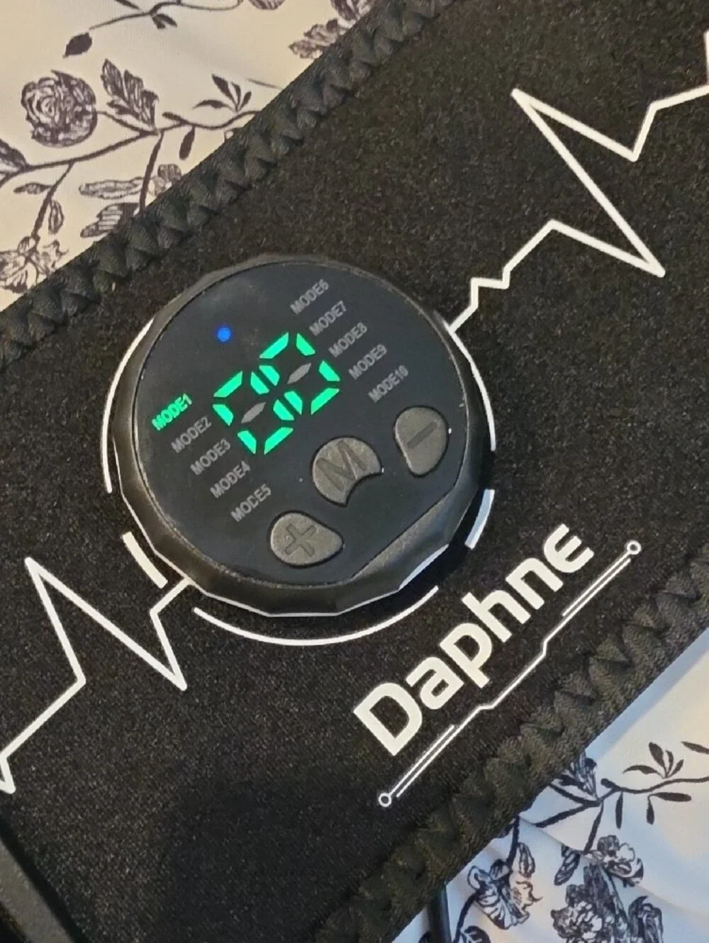 Black Fitness Belt - Wearable Heart Rate Monitor